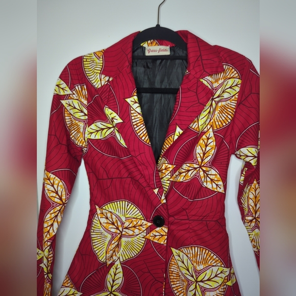 Grass Fields Blazer Jacket Size S Red And Yellow Ankara Fabric - Picture 3 of 16